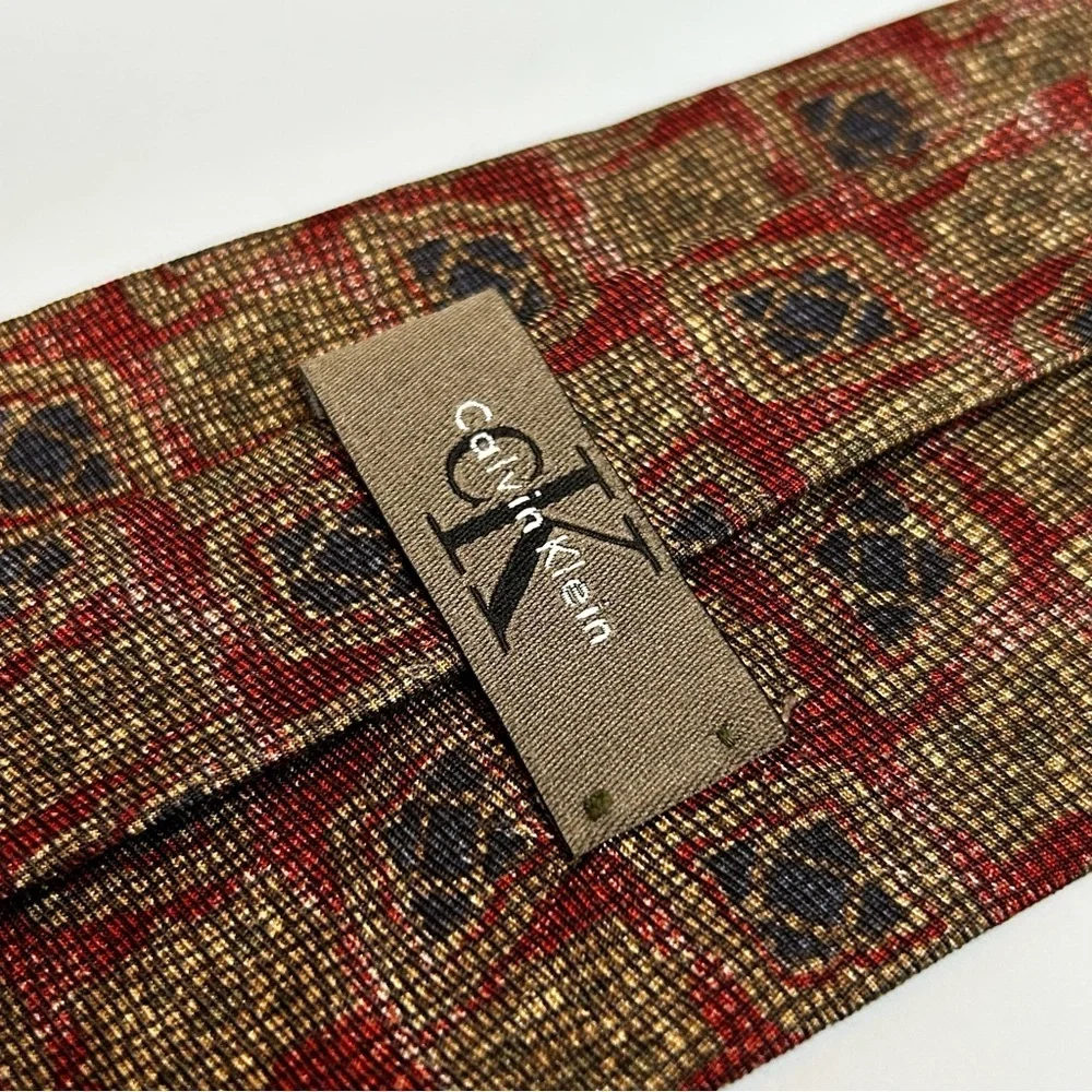 Calvin Klein Silk Red and Brown Geometric 57” Tie